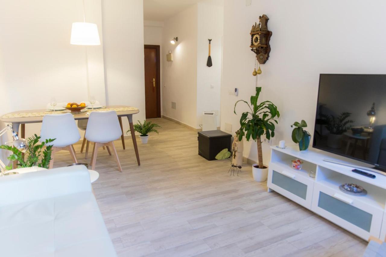 Daoiz 8 Apartment Malaga Exterior photo