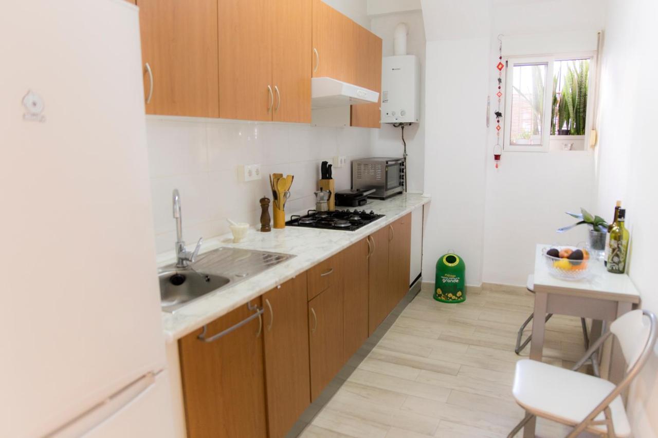 Daoiz 8 Apartment Malaga Exterior photo